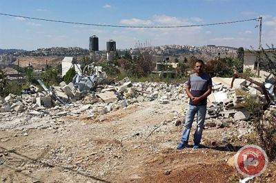 Des familles palestiniennes forcées de raser leurs maisons au milieu d'une intensification des démolitions imposées par Israël (vidéo)